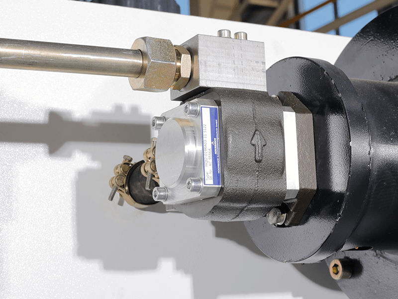 Máy chấn điện thủy lực CNC 7 Máy chấn điện thủy lực CNC - Ảnh 7