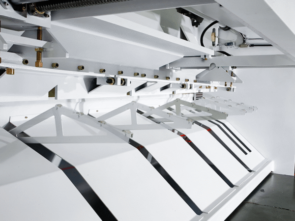 Máy cắt dầm xoay góc cố định - Swing Beam QC12K - Ảnh 6